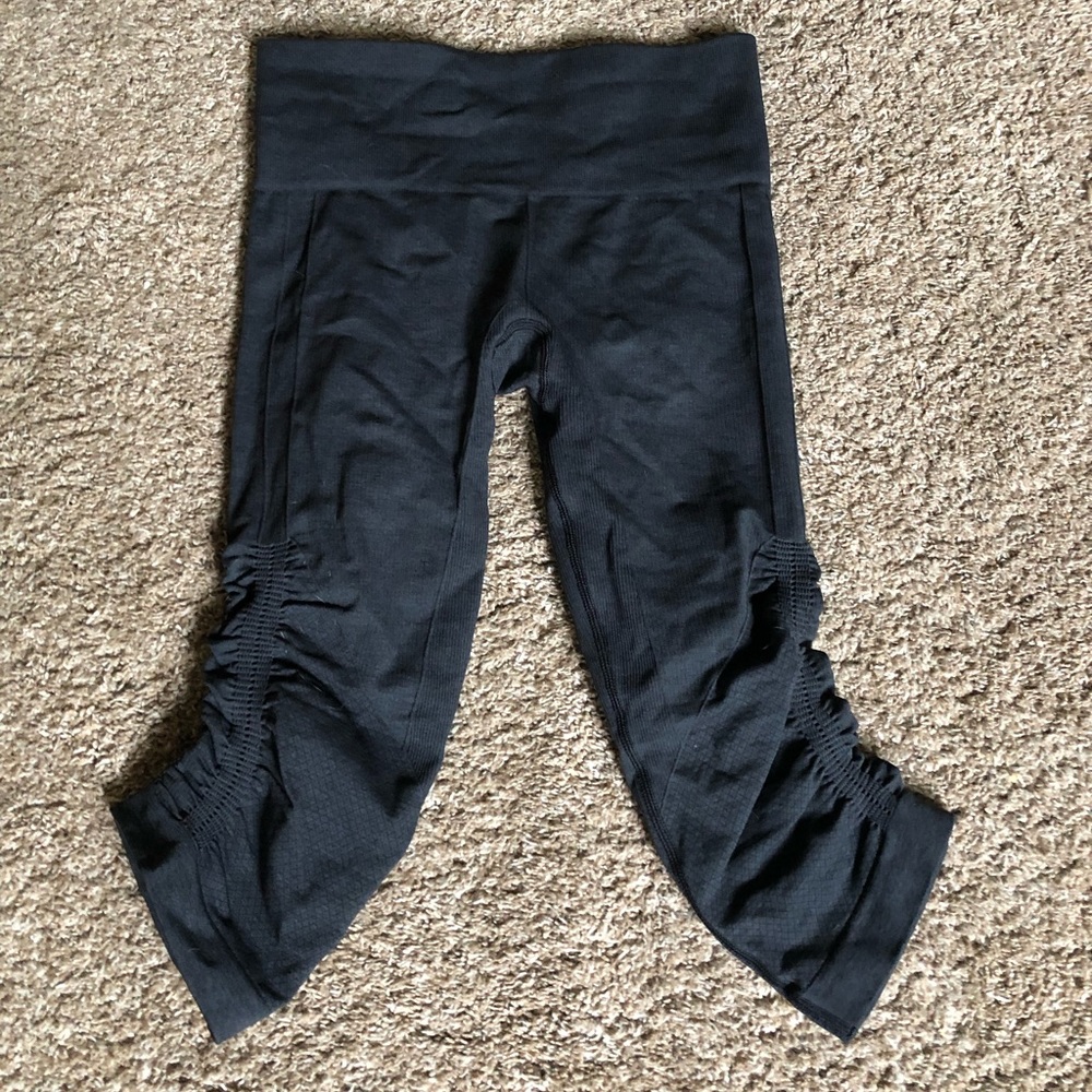 Lululemon Crop Leggings Size 4